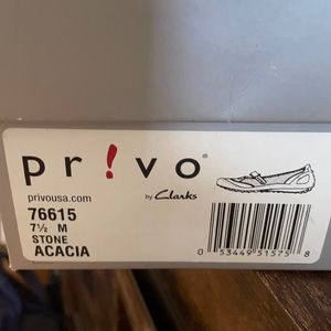 Acacia Pr!vo by Clarks size 7.5